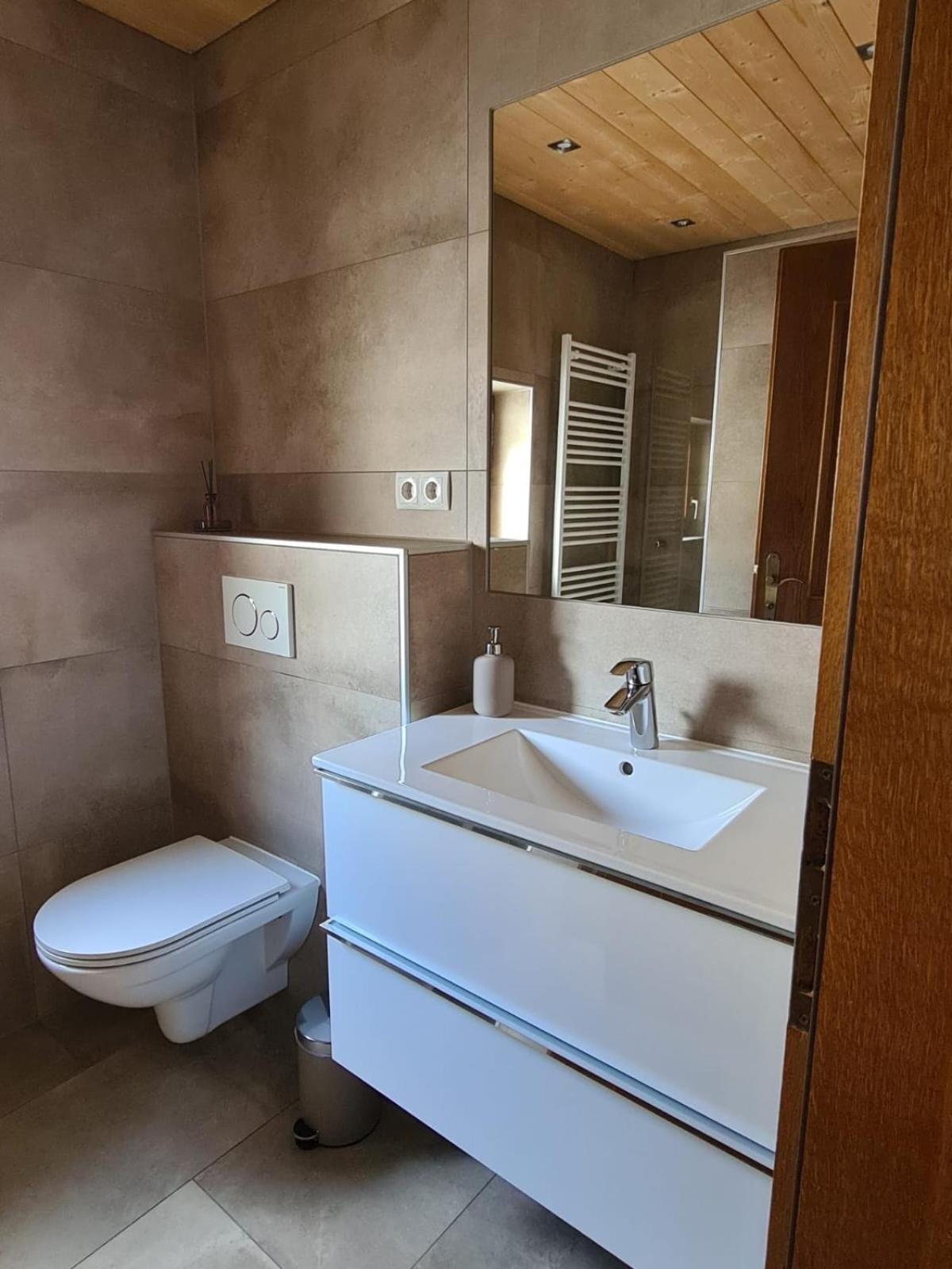 Apartment Huter イェルツェンス エクステリア 写真