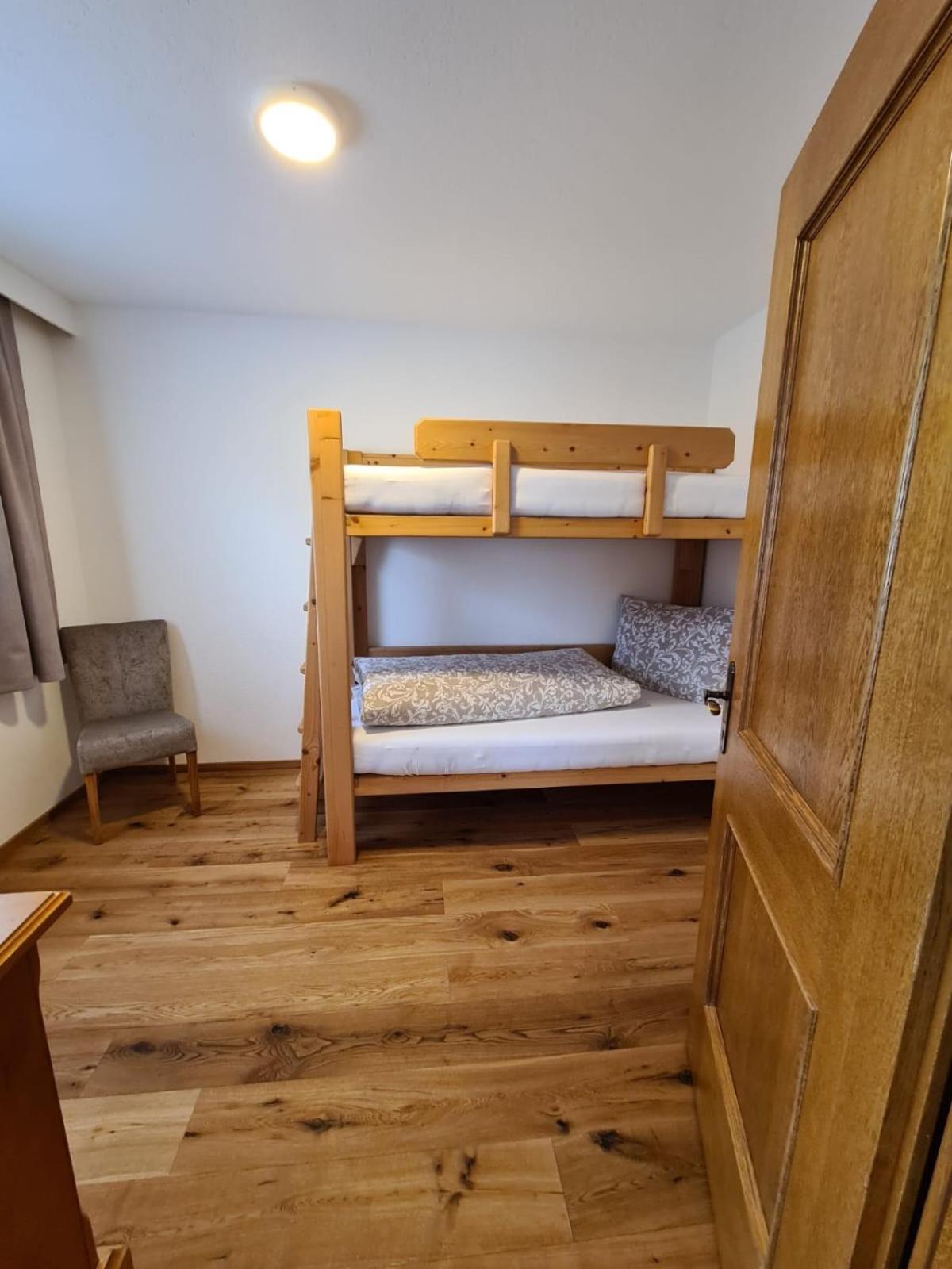 Apartment Huter イェルツェンス エクステリア 写真