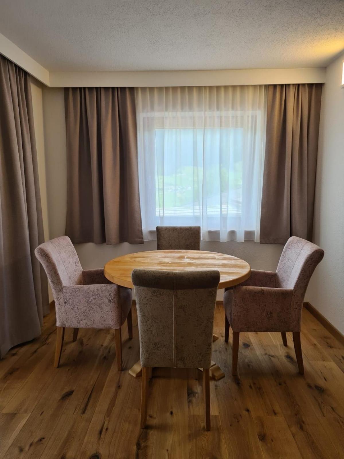 Apartment Huter イェルツェンス エクステリア 写真